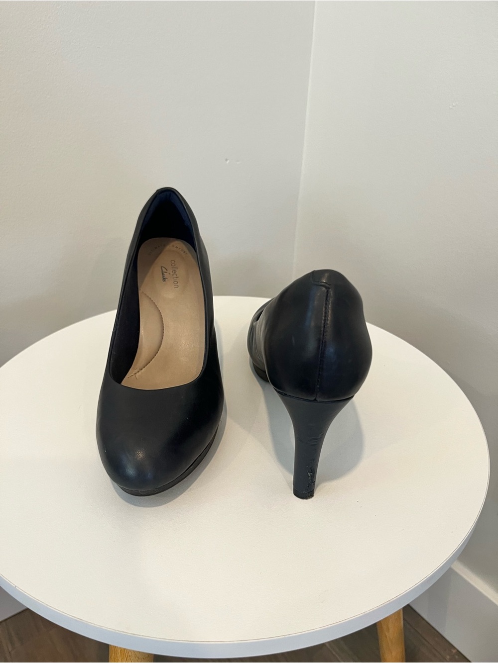 Clarks Women's Navy Leather High Heel Pumps